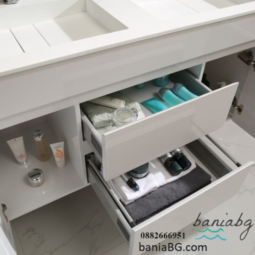 Долен конзолен PVC шкаф за баня от влагоустойчив материал с модерен дизайн
