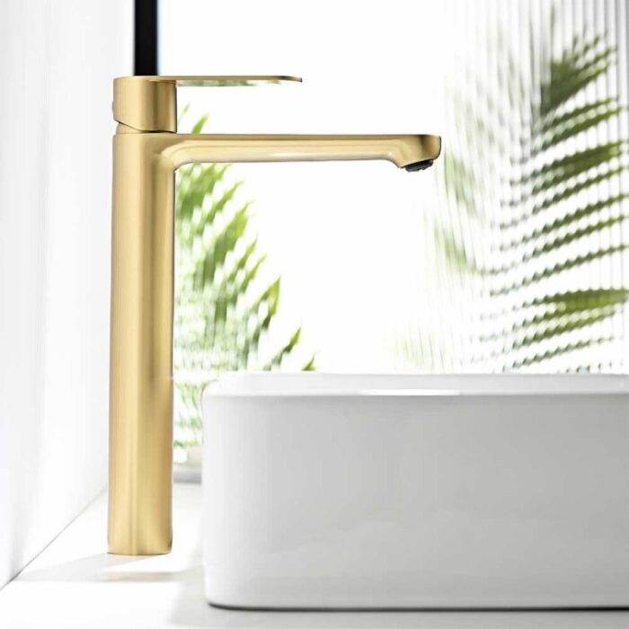 Смесител за умивалник Inter Ceramic ICF 111321 BRUSH GOLD висок - издръжливост и елегантен вид - Image 2